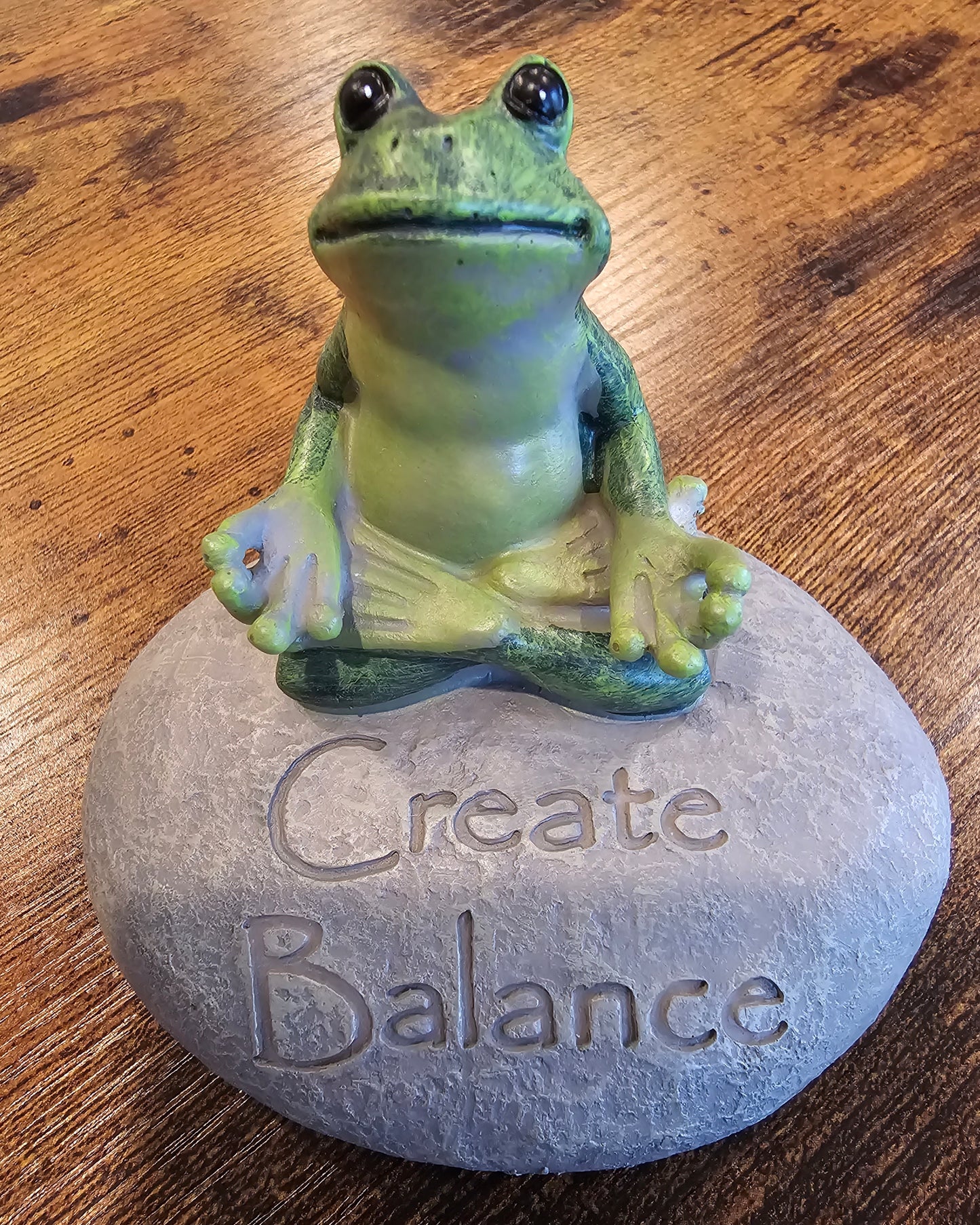 Yoga Stone Frogs